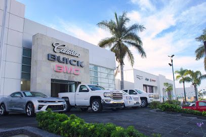GMC. Buick y Cadillac Uruapan Fame