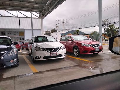 Nissan Baja Insurgentes Nissan Baja Insurgentes