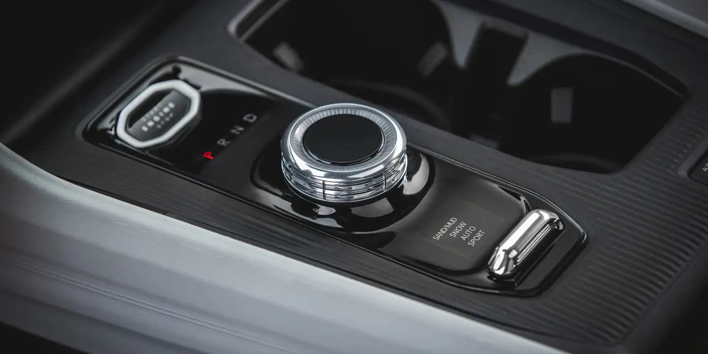Sistema Jeep Active Drive I 4x4 con desconexión del eje trasero