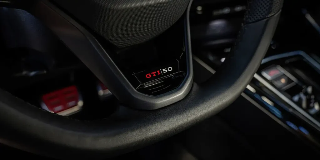 Interior Golf GTI 50 Aniversario
