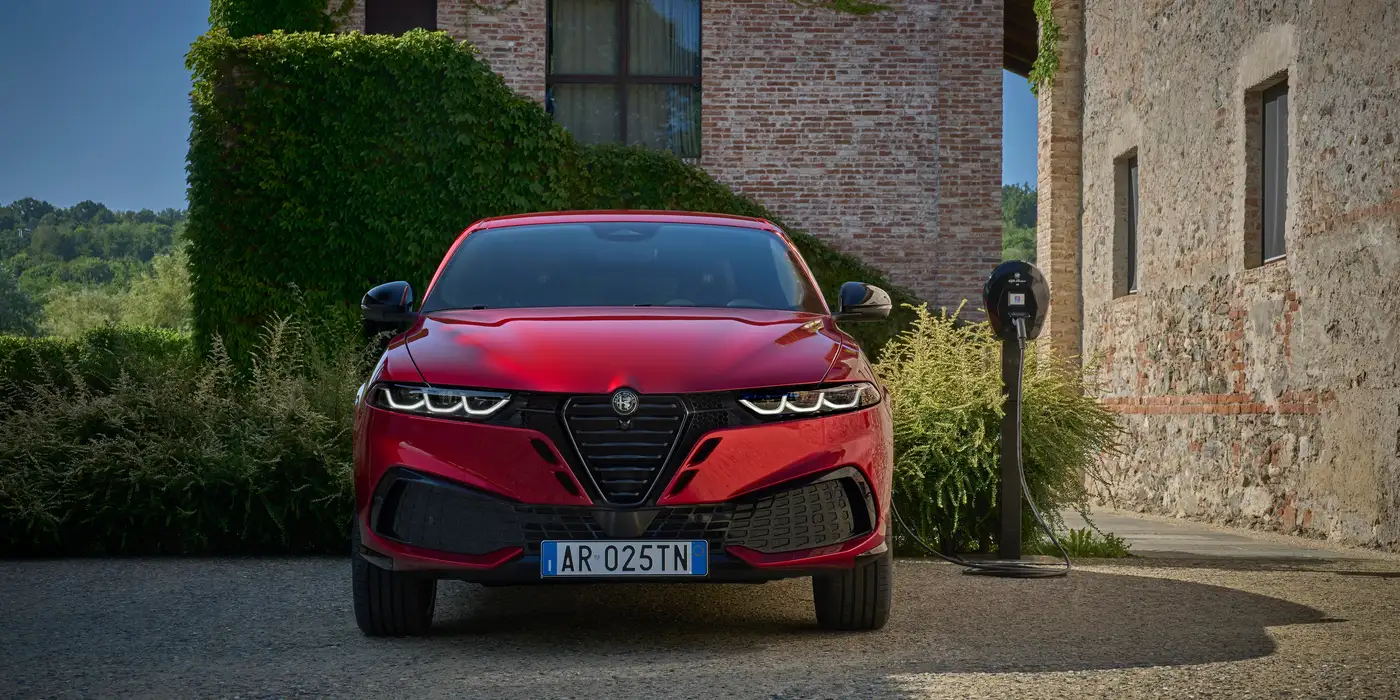 Frontal del nuevo Alfa Romeo Tonale