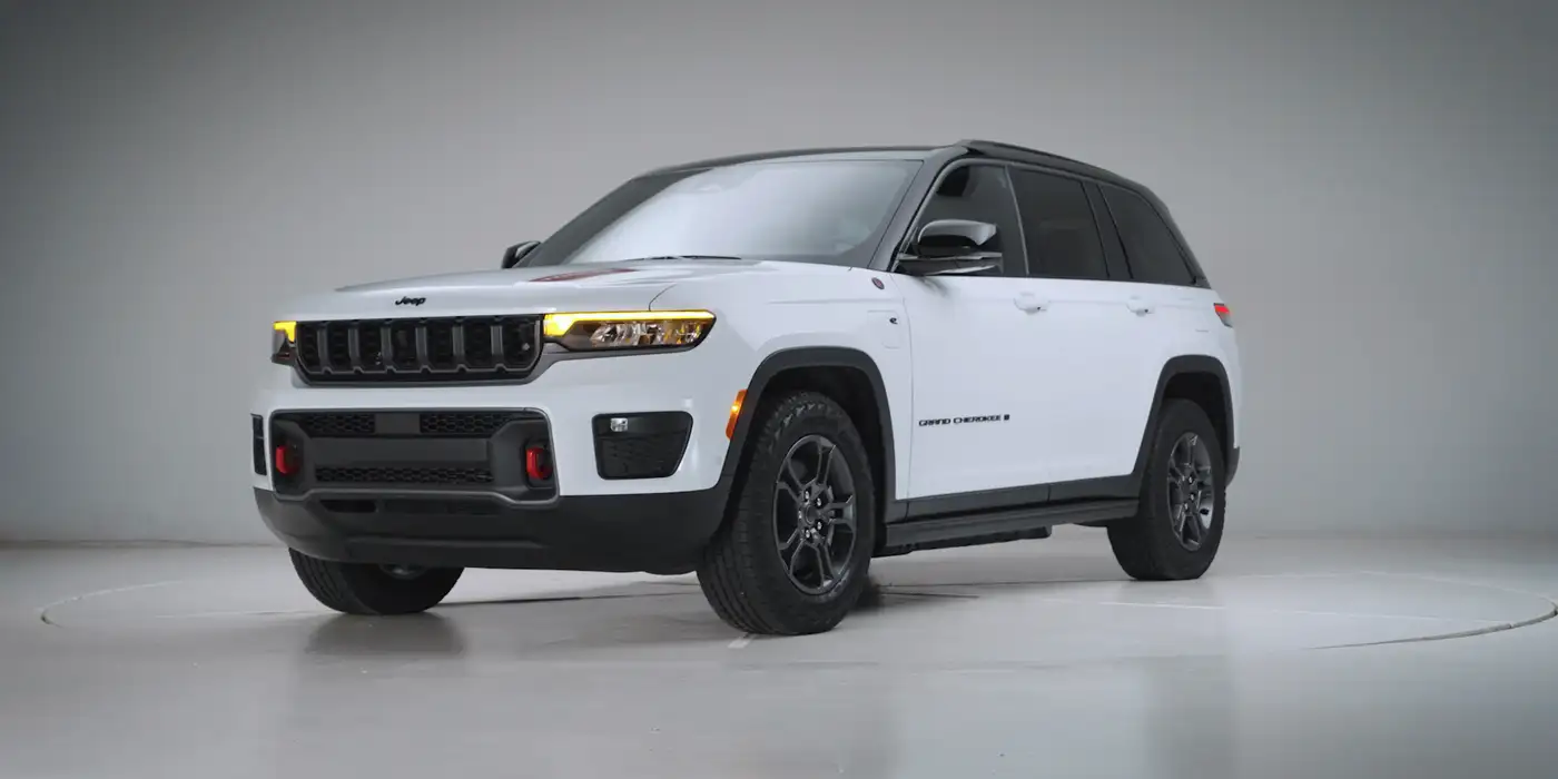 Jeep Grand Cherokee 2026: nuevo motor Hurricane, más tecnología y refinamiento