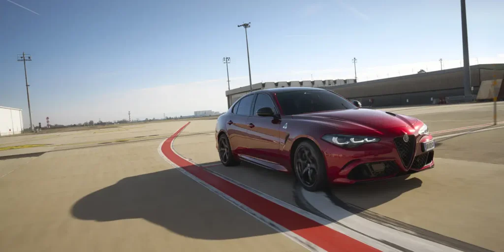 Nueva edición limitada Alfa Romeo Collezione Quadrifoglio Giulia & Stelvio