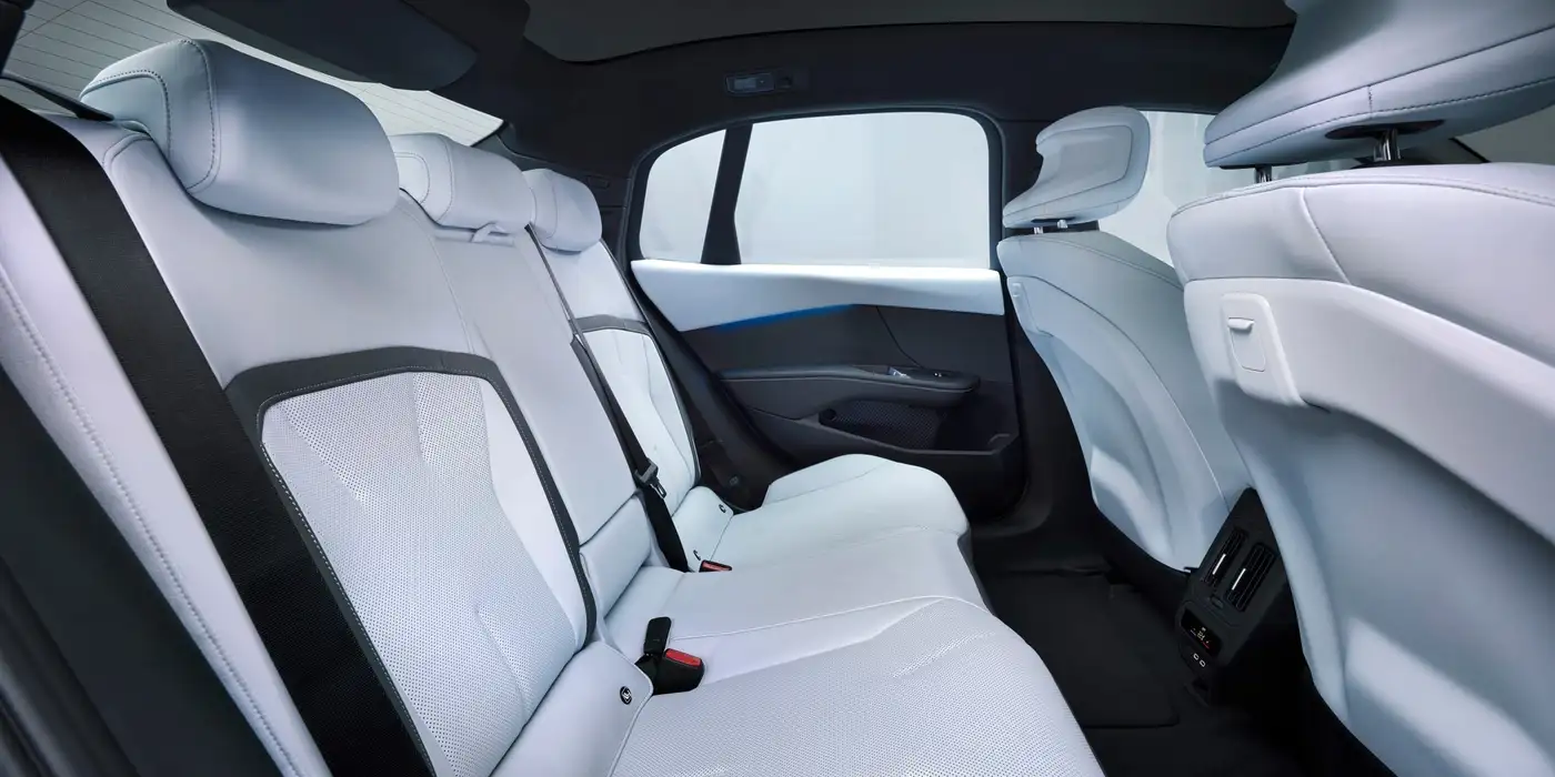 BMW presenta el nuevo i3 eléctrico.