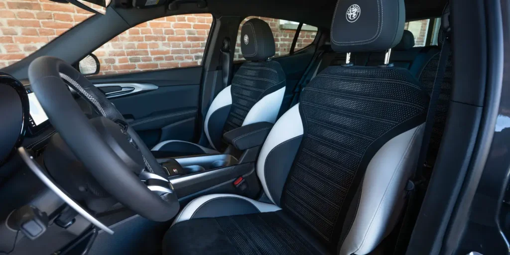 alfa romeo tonale hibrido sport speciale suv blanco exterior